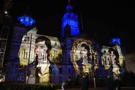 Homecoming Scotland 2009 launches in Glasgow with 'Burns Illuminated',
        a lightshow projected onto Glasgow City Chambers.