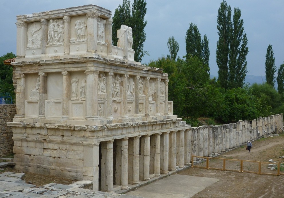 Fig. 1: Sebasteion, anastylosis (stone-for-stone reconstruction), opened 2011.
